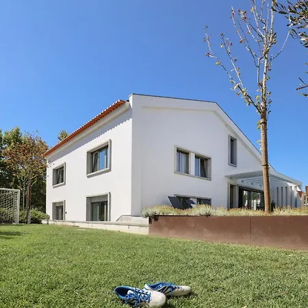 Santa Joana With Garden And Heated Pool ליסבון