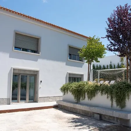 Santa Joana With Garden And Heated Pool