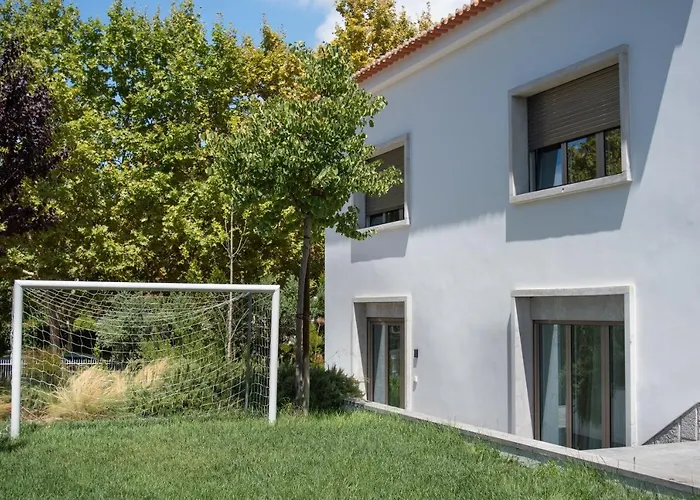 Santa Joana With Garden And Heated Pool * Lisboa